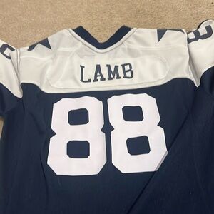 CeeDee Lamb Dallas Cowboys Jersey Nike Boys Large Jersey